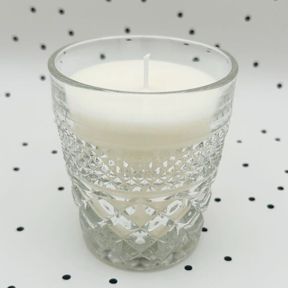 Vintage Scented Candles - Santa Vibes - Christmase Scented - Picture 3 of 6